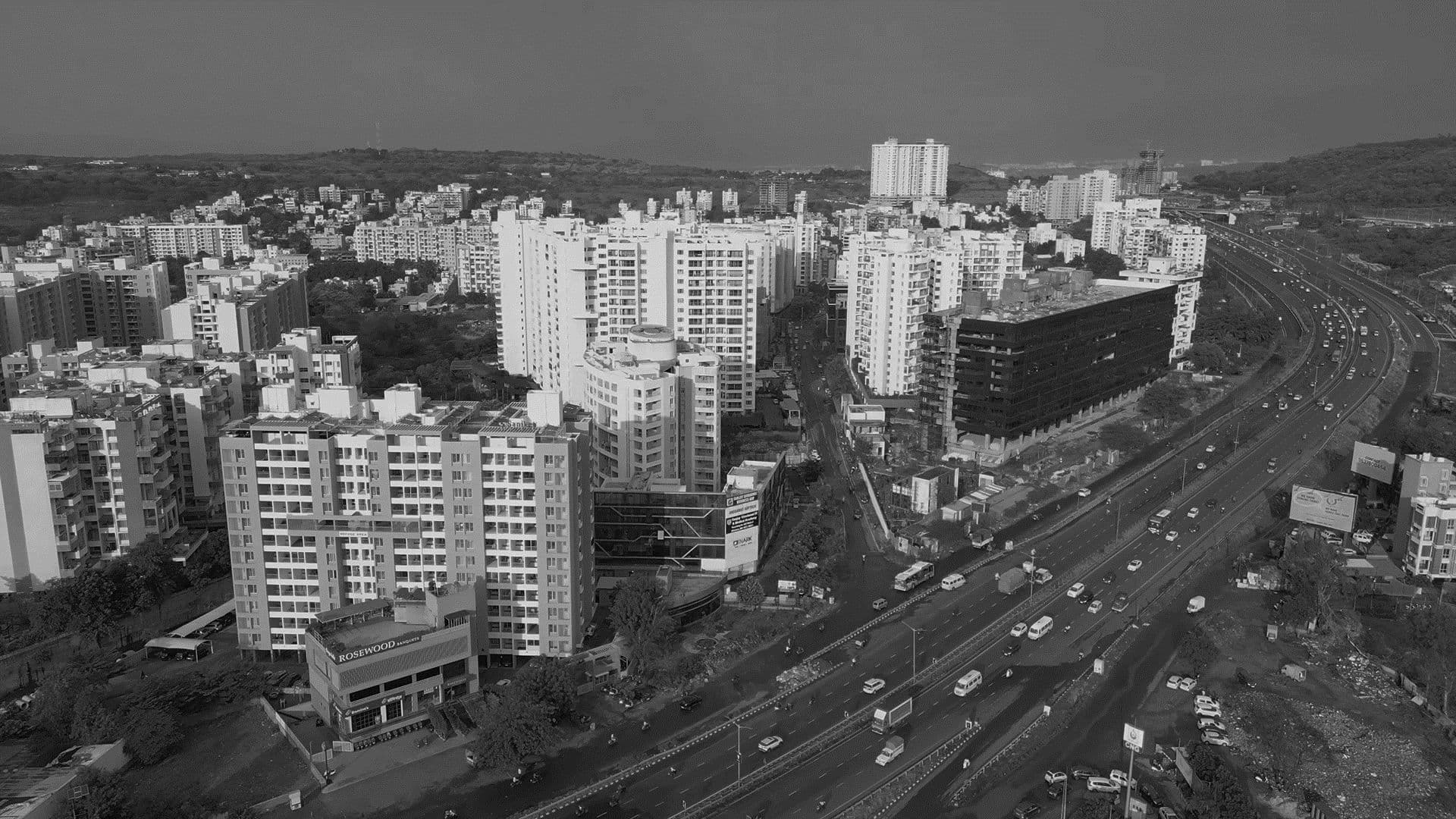 The gym facility available at Kohinoor Business Tower.